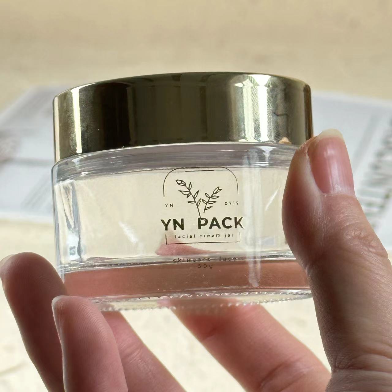 luxury glass jar Wholesa frost - Luxury Skincare Bottles 리뷰 및 가격